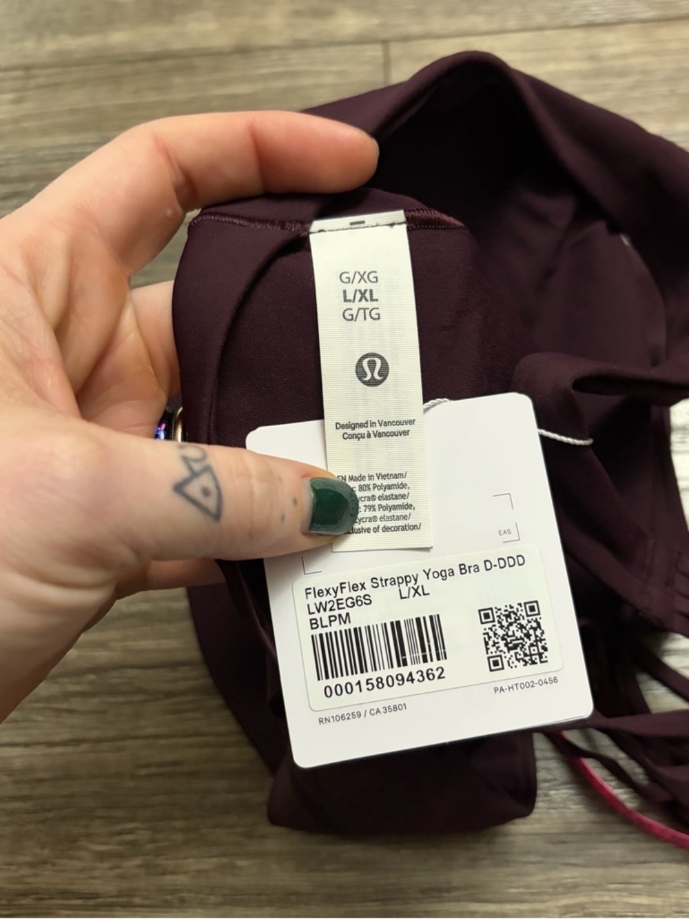 NWT Lululemon FlexyFlex Yoga Bra *Light Support, D-DDD Cups Black Plum Size L/XL - Picture 2 of 7